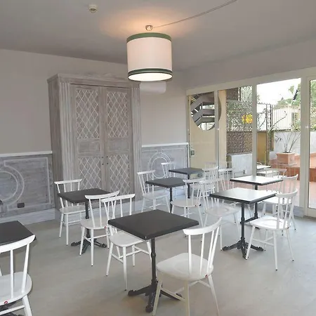 La Genziana Hotel 3*